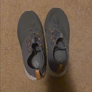 New balance shoes